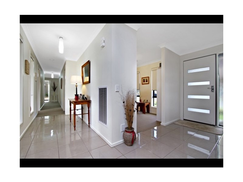 4 Windridge way, Kyneton VIC 3444