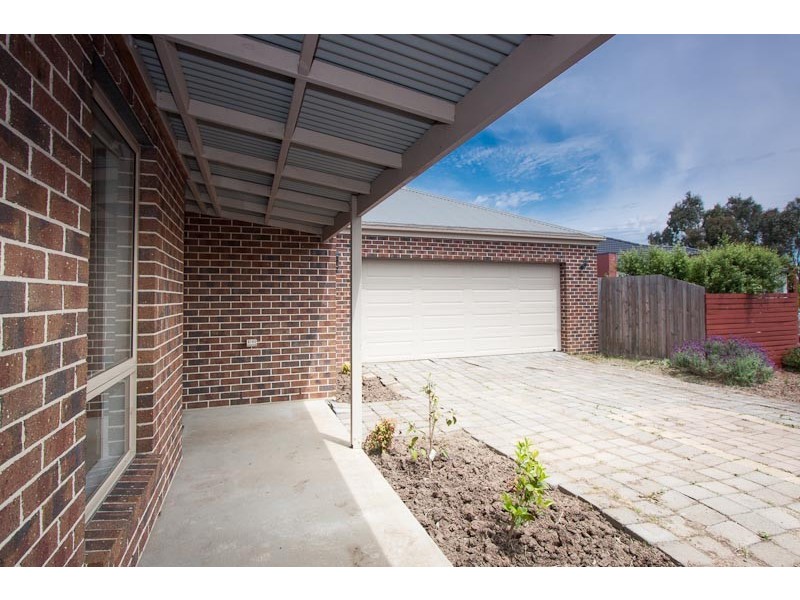 11 Colwyn Court, New Gisborne VIC 3438