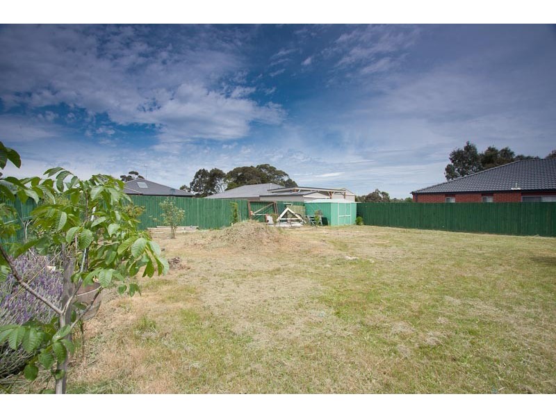 11 Colwyn Court, New Gisborne VIC 3438