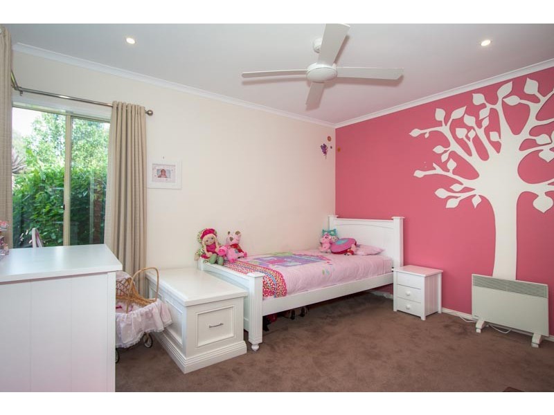 8 Lauren Court, Gisborne VIC 3437