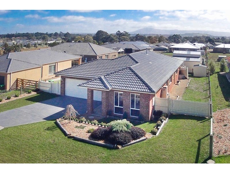 3 Thomas Place, Gisborne VIC 3437