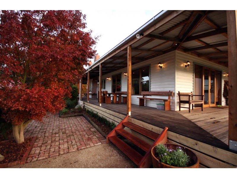 1135 Bacchus Marsh Road, Bullengarook VIC 3437