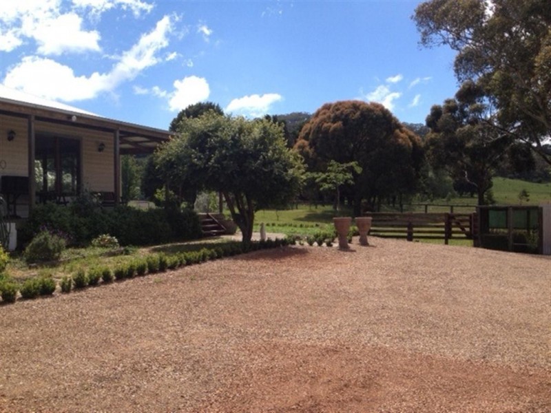 1135 Bacchus Marsh Road, Bullengarook VIC 3437