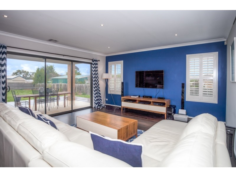 7 Jacksons Creek Way, Gisborne VIC 3437