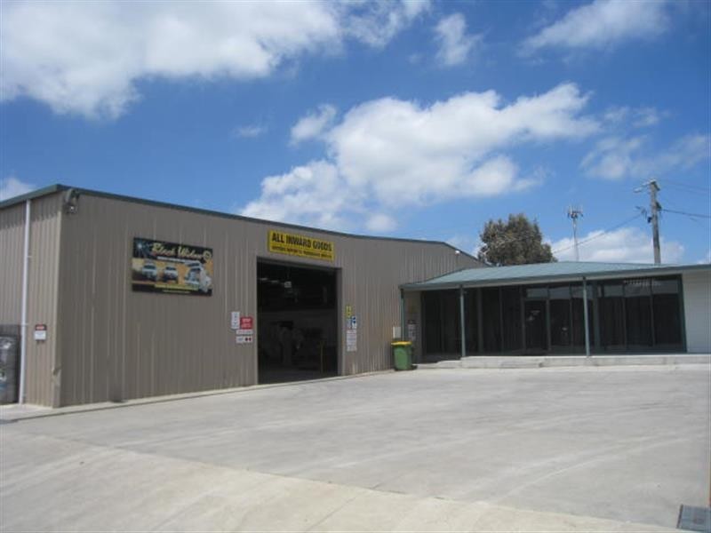 68 Barry Rd, New Gisborne VIC 3438