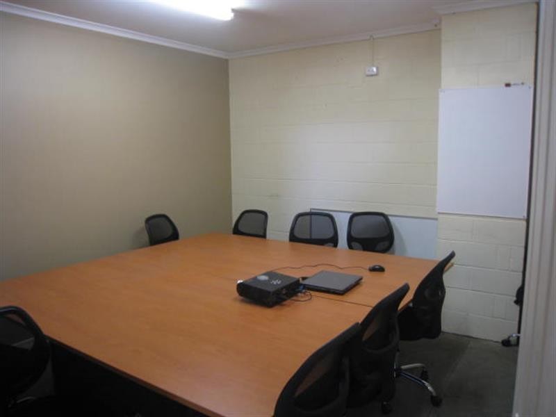 68 Barry Rd, New Gisborne VIC 3438