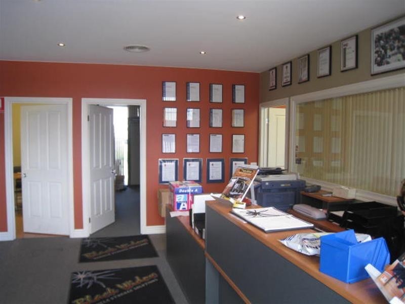 68 Barry Rd, New Gisborne VIC 3438