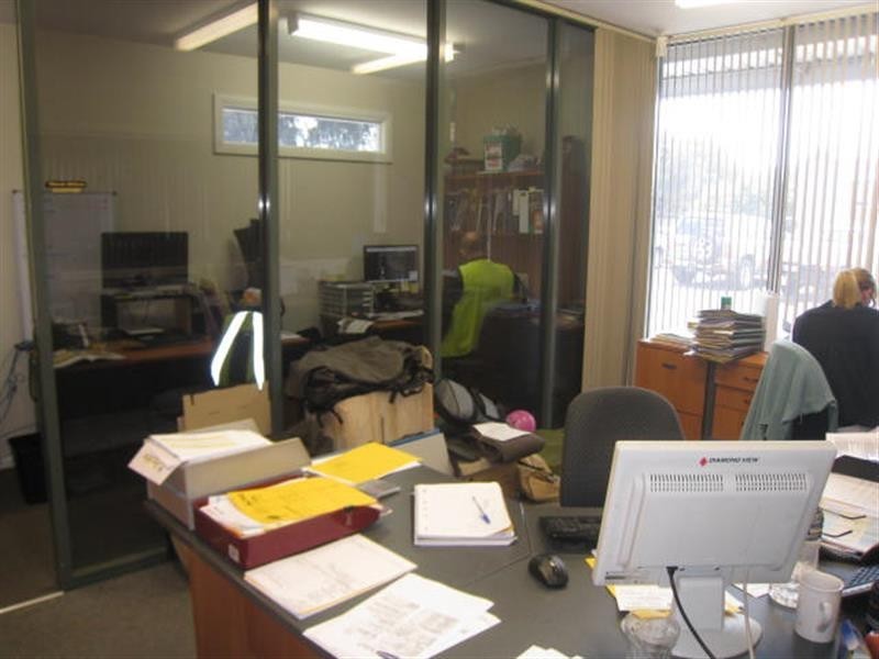 68 Barry Rd, New Gisborne VIC 3438