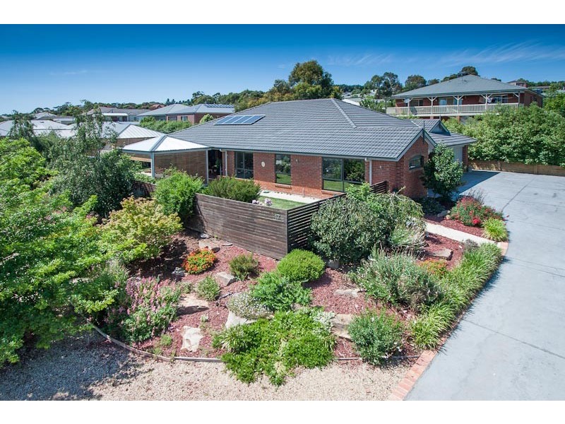17 Alcheringa Court, Gisborne VIC 3437