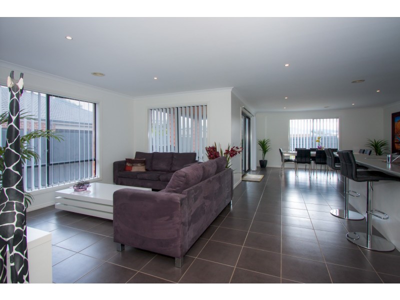 4 Lonhro Crt, New Gisborne VIC 3438