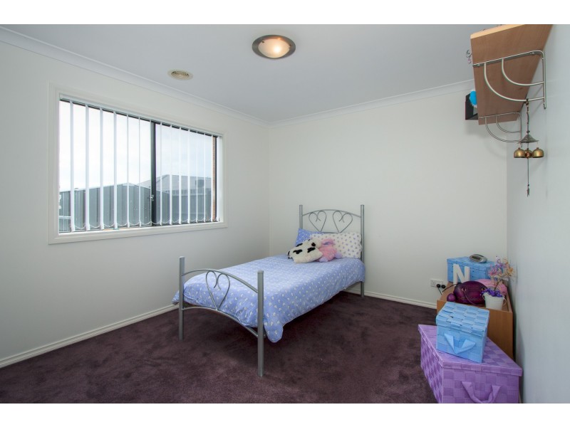 4 Lonhro Crt, New Gisborne VIC 3438