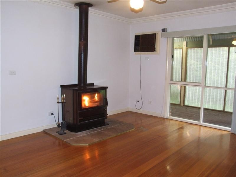 39 MEADOW LANE, Riddells Creek VIC 3431