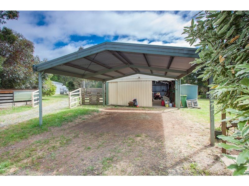 39 MEADOW LANE, Riddells Creek VIC 3431