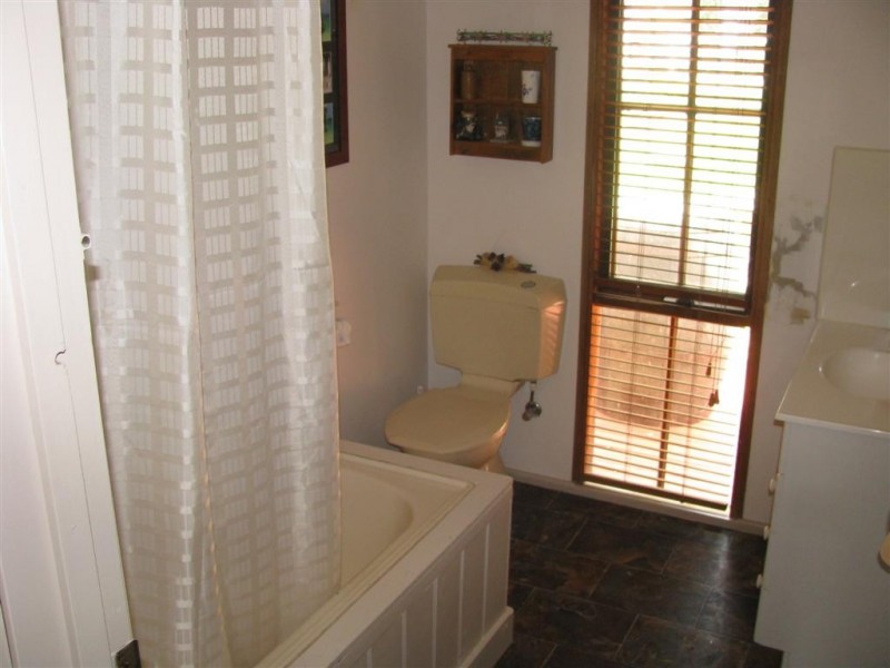 17 Buckland Street, Woodend VIC 3442