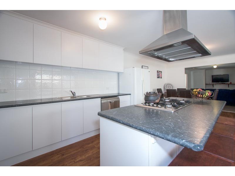 584 FEENEYS RD, Lancefield VIC 3435