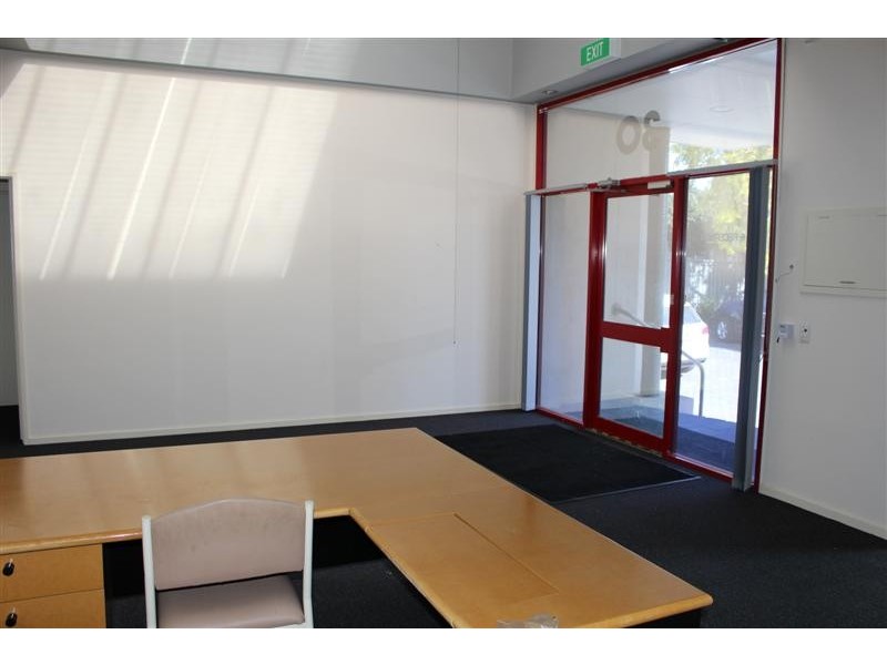 30 Station Street, Sunbury VIC 3429