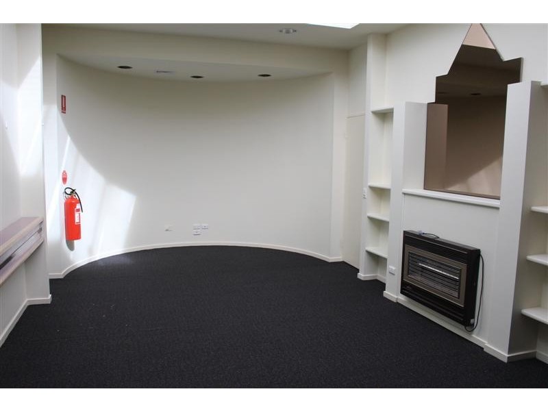 30 Station Street, Sunbury VIC 3429