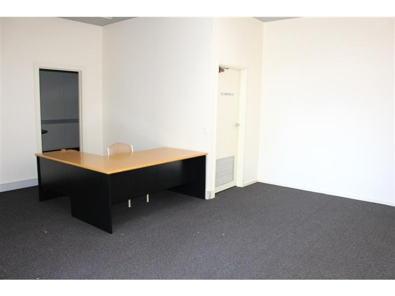 30 Station Street, Sunbury VIC 3429