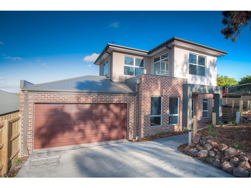 1/27 Stephen Street, Gisborne VIC 3437