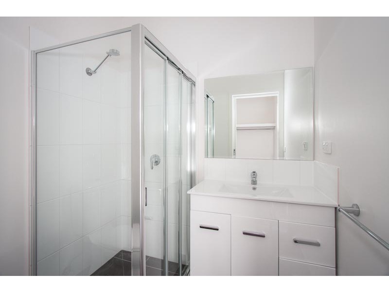 1/27 Stephen Street, Gisborne VIC 3437