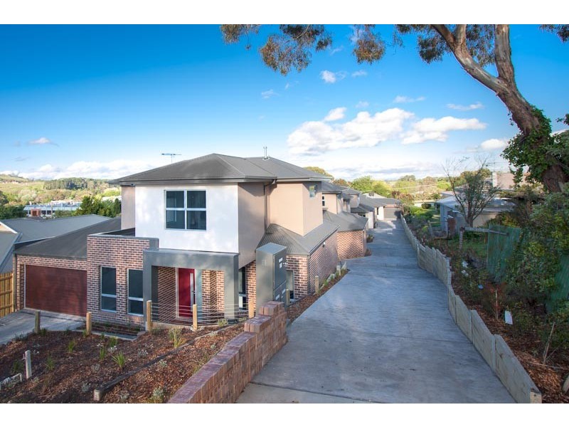 1/27 Stephen Street, Gisborne VIC 3437