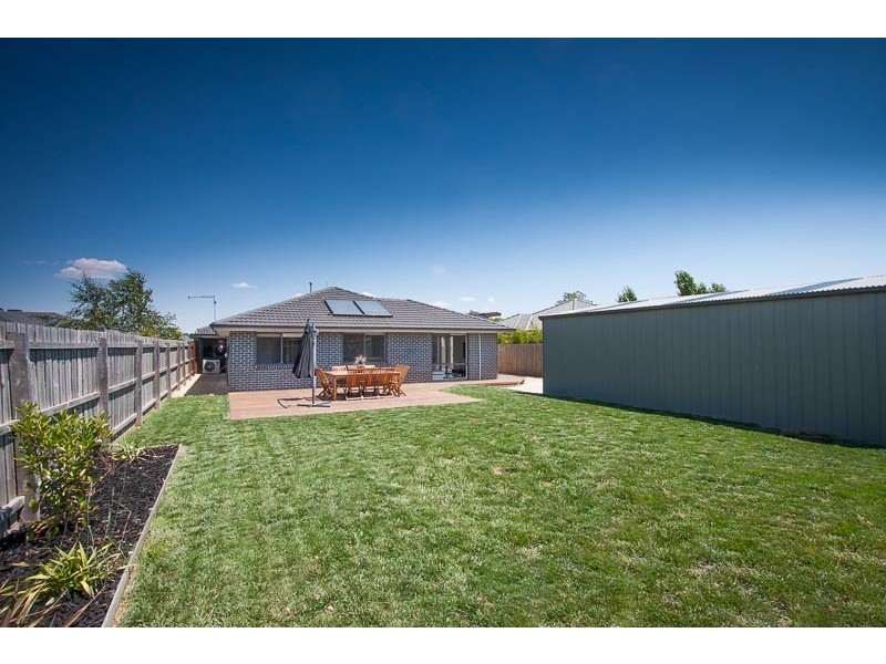4 Colwyn Court, New Gisborne VIC 3438
