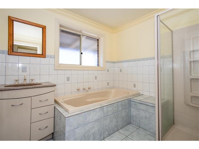 49 Institute Road, Carlsruhe VIC 3442