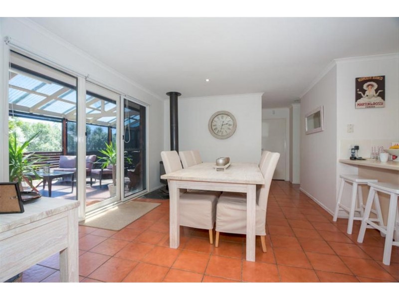 7 Vista Close, Gisborne VIC 3437