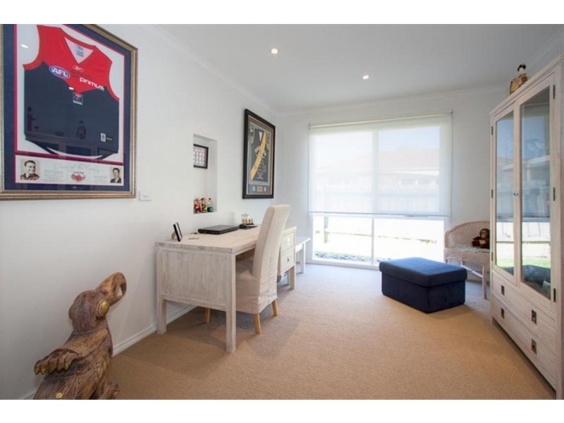 7 Vista Close, Gisborne VIC 3437