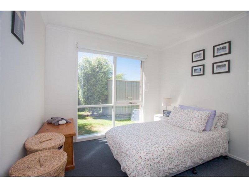 7 Vista Close, Gisborne VIC 3437