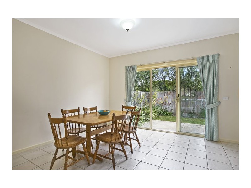 5/6-8 Rodney Street, New Gisborne VIC 3438
