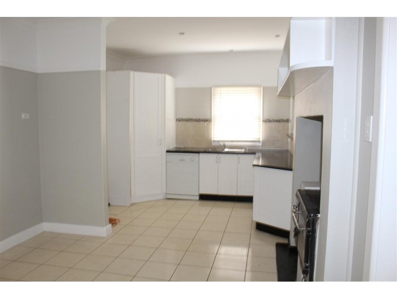 75 Brantome Street, Gisborne VIC 3437