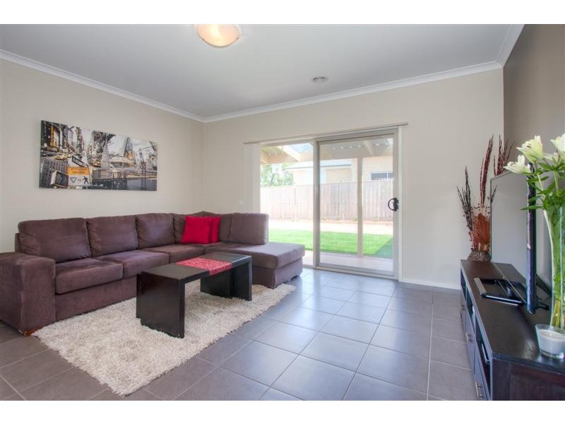 11 Pearce Court, Gisborne VIC 3437