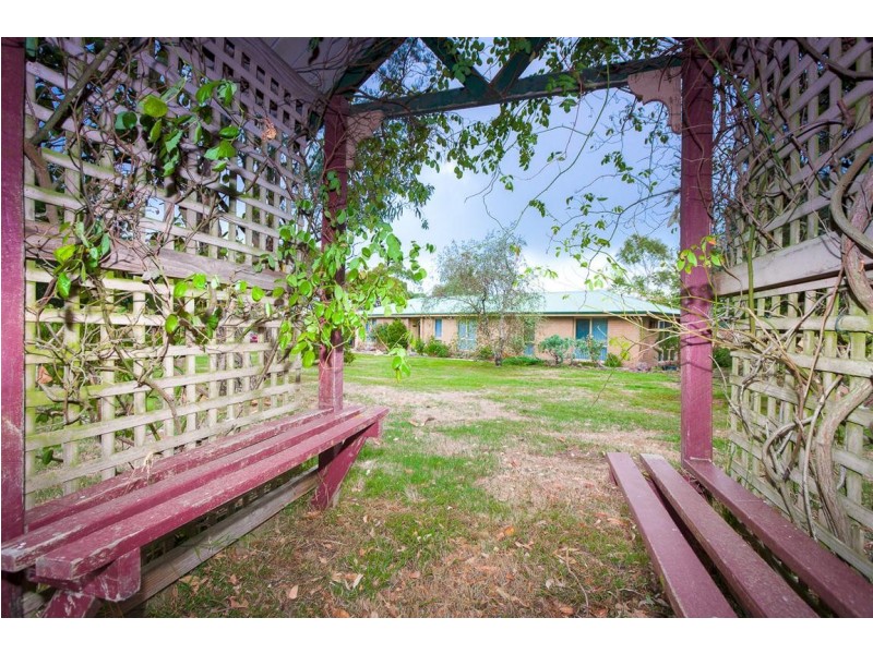 83 McGeorge Road, Gisborne South VIC 3437