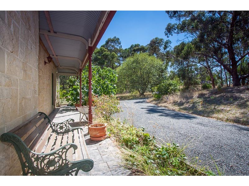 7 CARROLLS LANE, Bullengarook VIC 3437