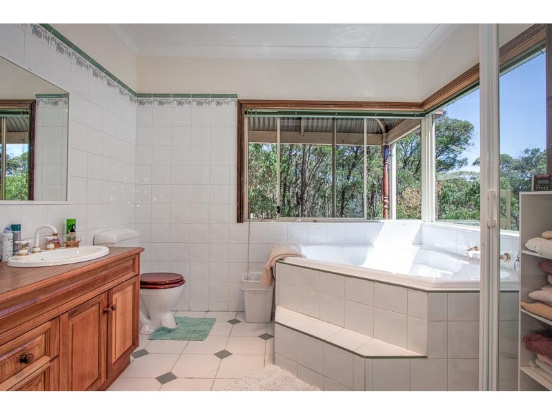 7 CARROLLS LANE, Bullengarook VIC 3437