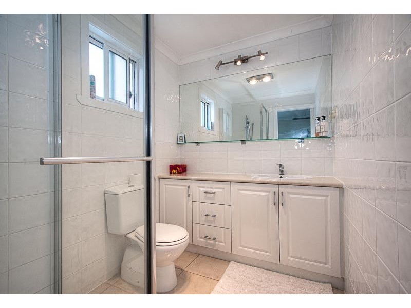 17 Lynne Court, Gisborne South VIC 3437