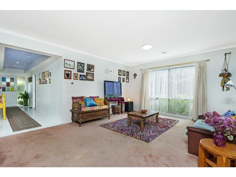 14 Carbine Court, New Gisborne VIC 3438