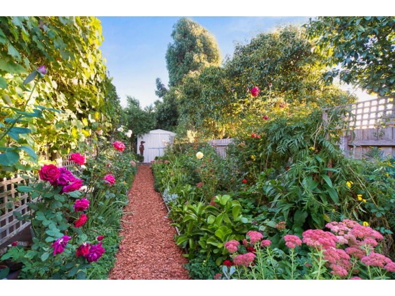 14 Carbine Court, New Gisborne VIC 3438