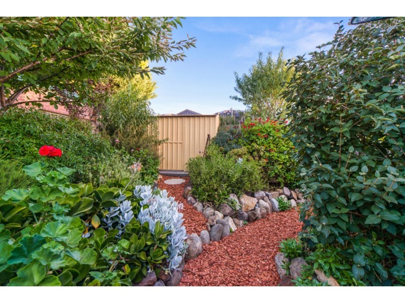 14 Carbine Court, New Gisborne VIC 3438