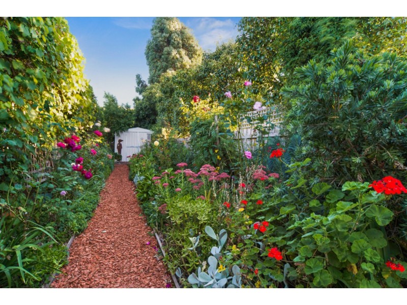 14 Carbine Court, New Gisborne VIC 3438