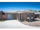 2/11 Morrow road, Gisborne VIC 3437