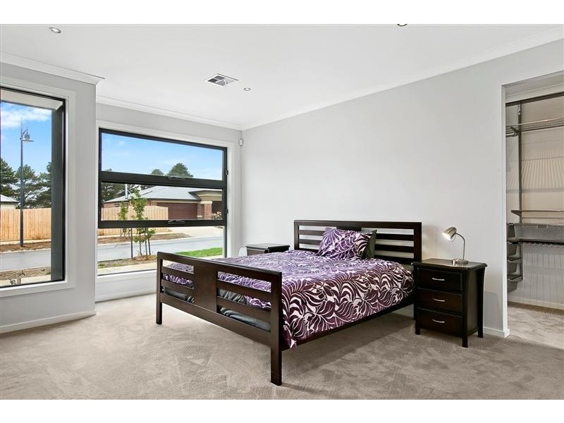 50 Vancleve Crescent, Gisborne VIC 3437