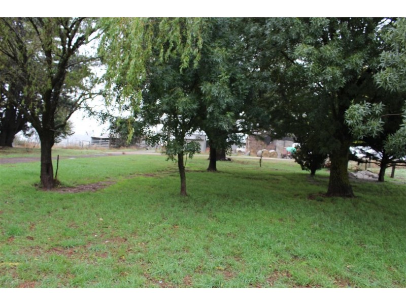 156 Carlsruhe Station Road, Carlsruhe VIC 3442