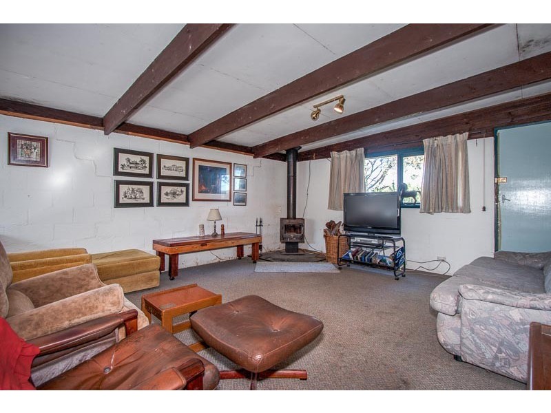 2411 Melbourne-Lancefield Rd, Monegeetta VIC 3433