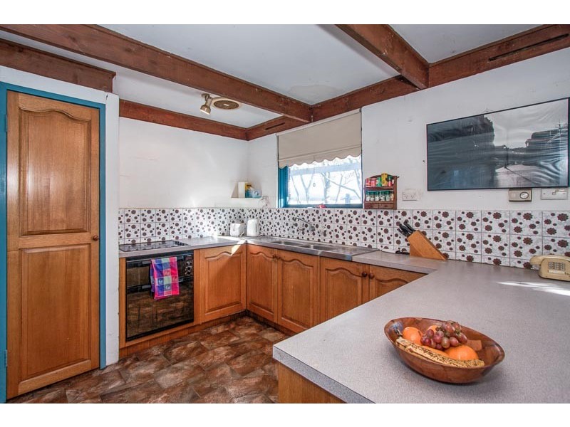 2411 Melbourne-Lancefield Rd, Monegeetta VIC 3433