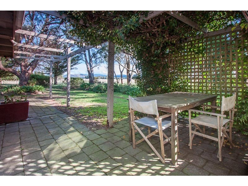 2411 Melbourne-Lancefield Rd, Monegeetta VIC 3433