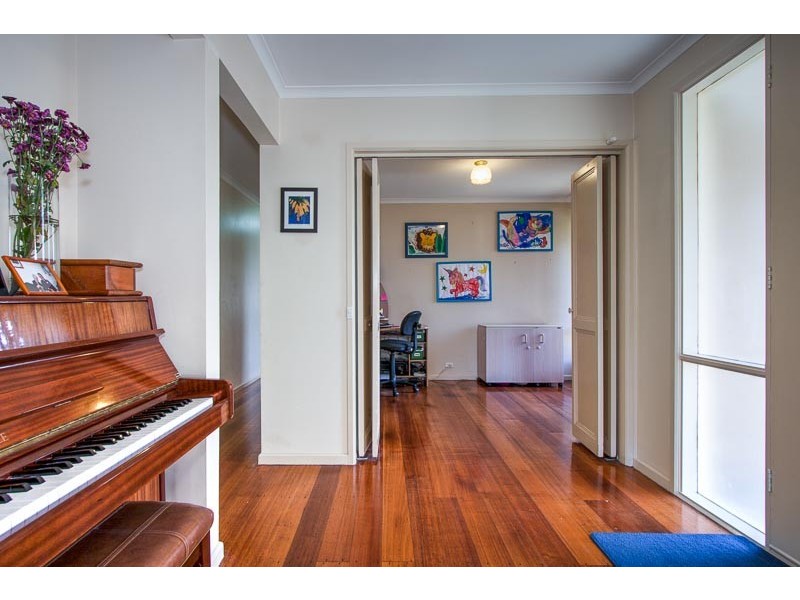 18 Turanga Road, Gisborne VIC 3437