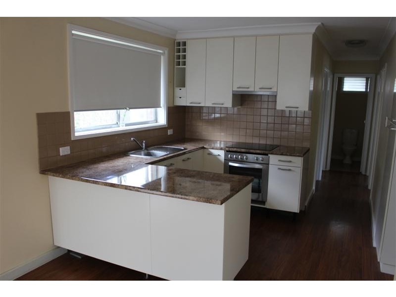 17 Howey Street, Gisborne VIC 3437