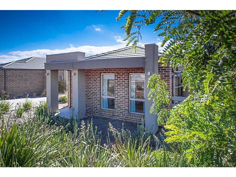Unit 5/4 Francis Crescent, Gisborne VIC 3437
